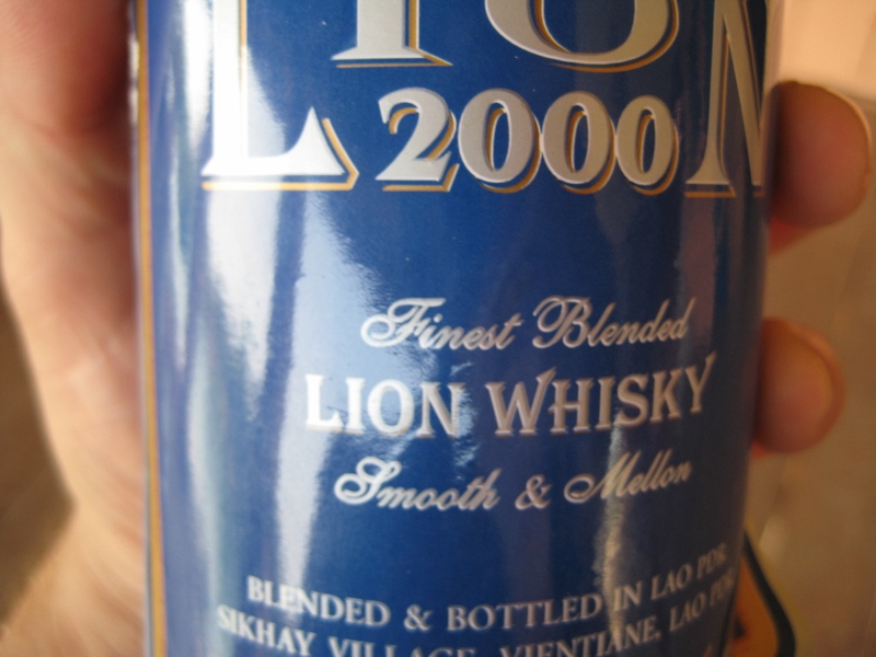 lion laos (800x600).jpg